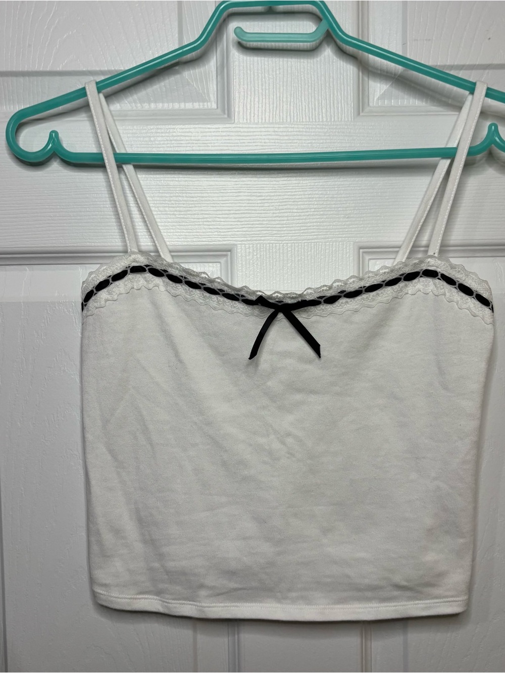 White lace-trim cami top ♡